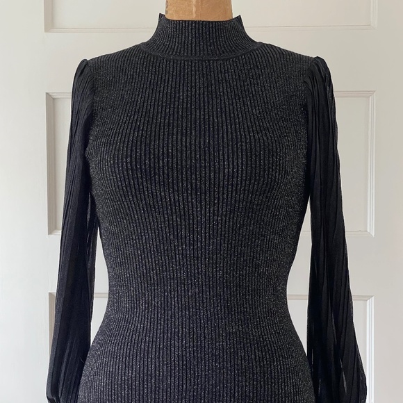 Black Glitter Balloon Sleeve Top - New With Tag - Size Small - Picture 1 of 8